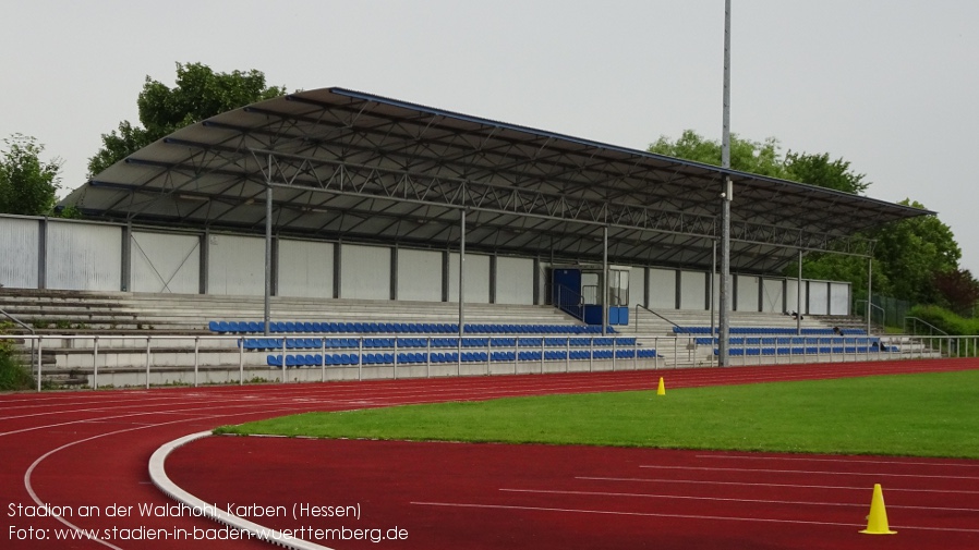 Karben, Stadion an der Waldhohl