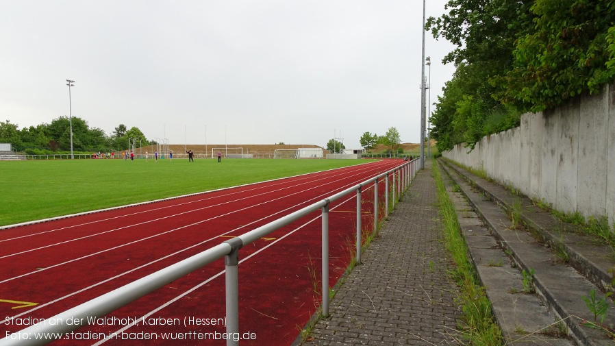 Karben, Stadion an der Waldhohl