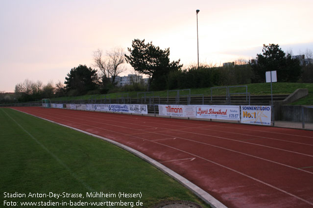 Stadion Anton-Dey-Straße, Mühlheim (Hessen)