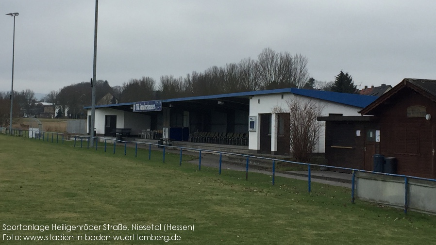 Niesetal, Sportanlage Heiligenröder Straße