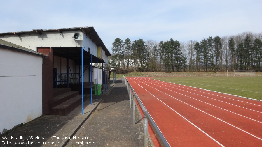 Steinbach (Taunus), Waldstadion