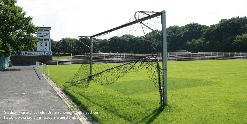 Stadion Franzsches Feld, Braunschweig (Niedersachsen)