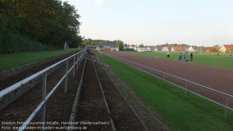 Hannover, Stadion Petit-Couronne-Straße