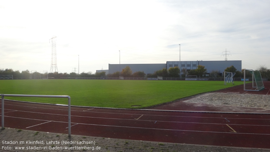 Lehrte, Stadion im Kleinfeld