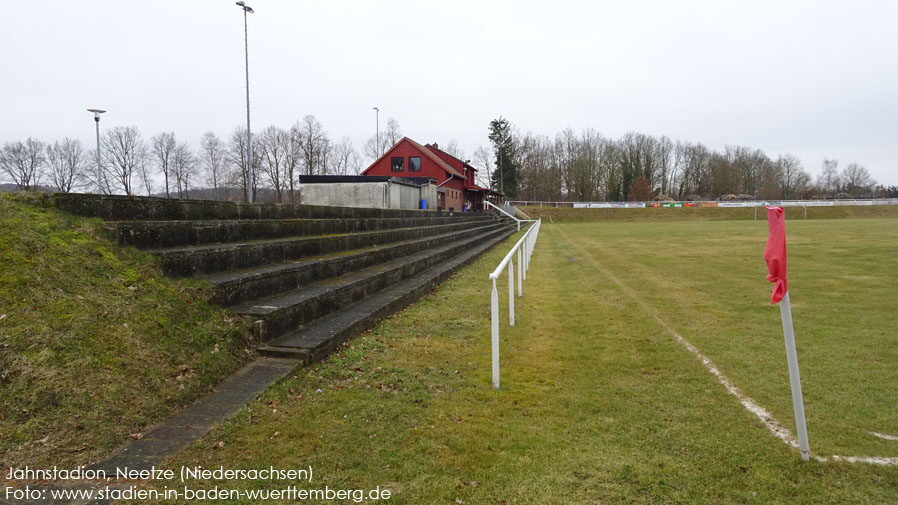 Neetze, Jahnstadion