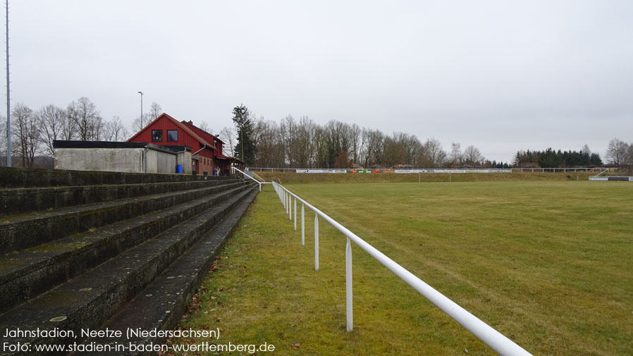 Neetze, Jahnstadion