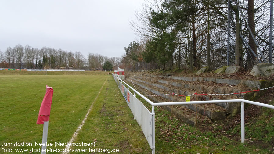 Neetze, Jahnstadion