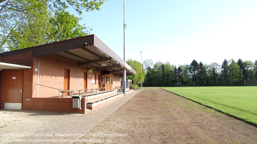 Niederlangen, Sportplatz Schulstraße