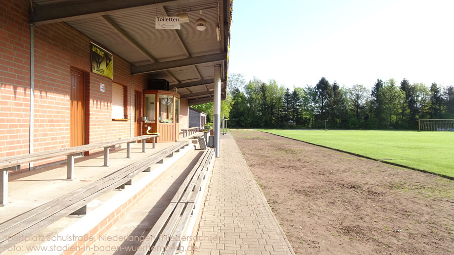 Niederlangen, Sportplatz Schulstraße