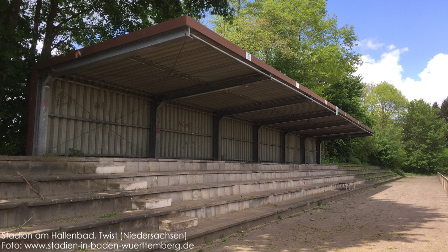 Twist, Stadion am Hallenbad