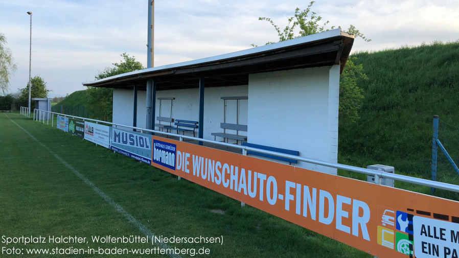 Wolfenbüttel, Sportplatz Halchter