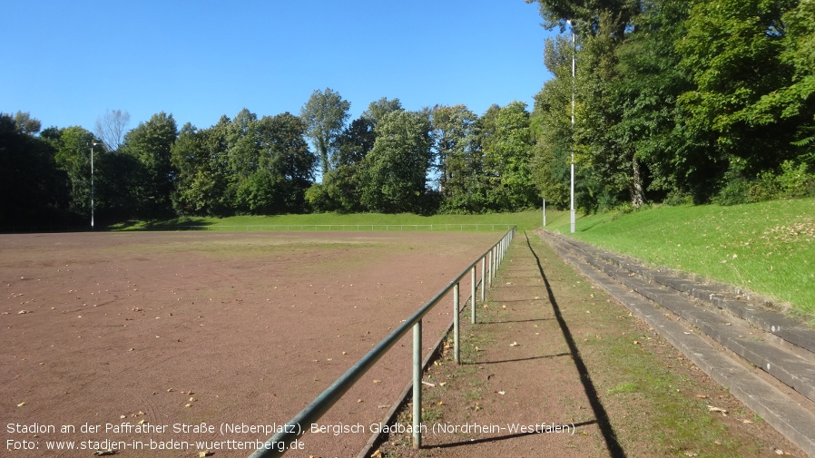 Bergisch Gladbach, Stadion ander Paffrather Straße (Nebenplatz)