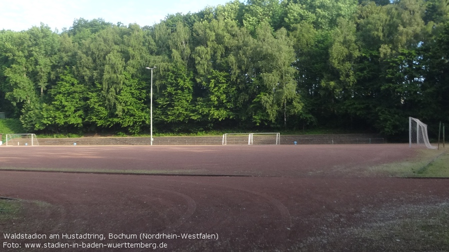 Bochum, Waldstadion am Hustadtring