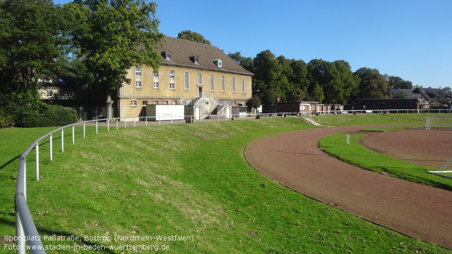 Bottrop, Sportplatz Paßstraße