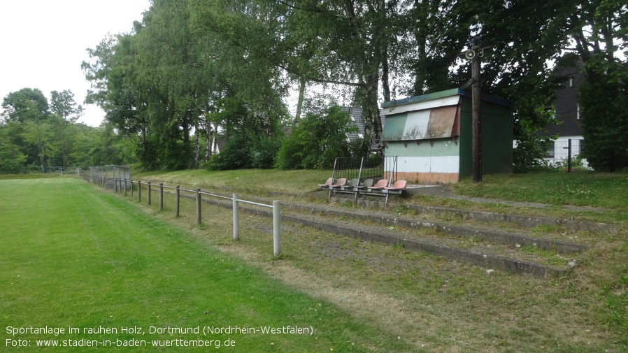 Dortmund, Sportanlage im rauhen Holz