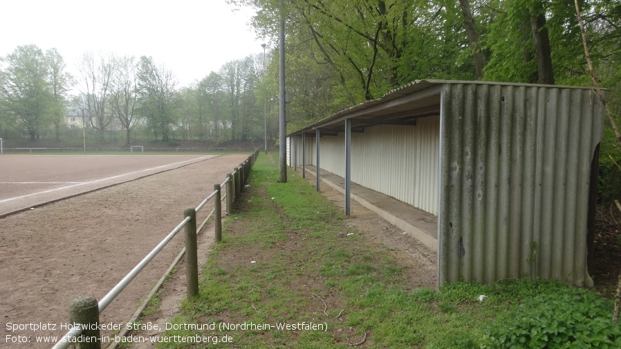 Dortmund, Sportplatz Holzwickeder Straße