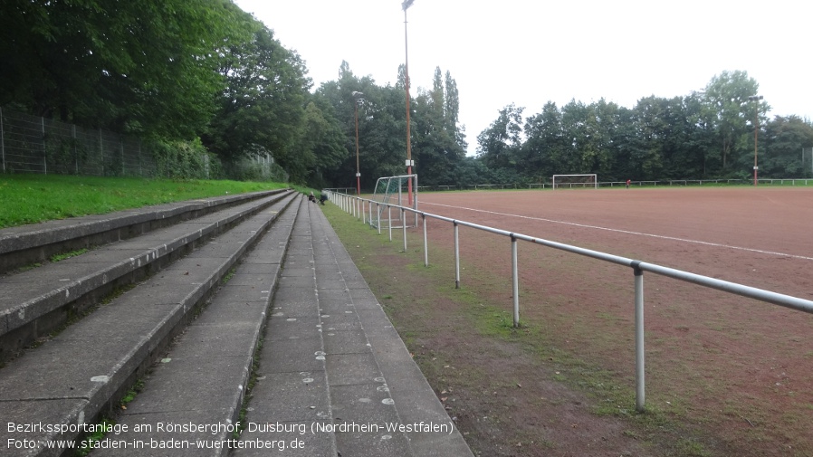 Duisburg, Bezirkssportanlage am Rönsberghof