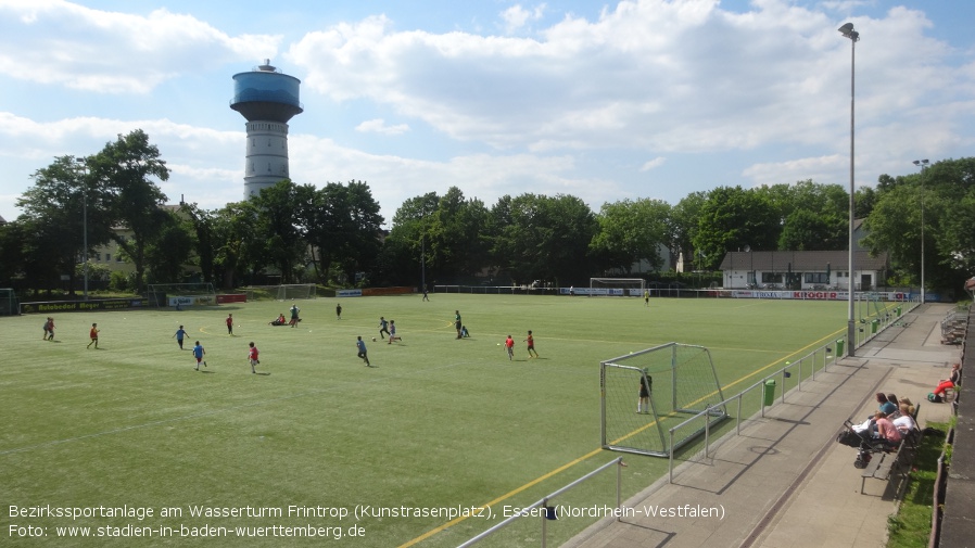 Essen, Bezirkssportanlage am Wasserturm Frintrop