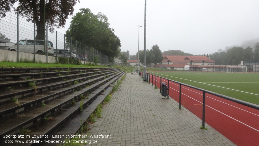 Essen, Sportplatz im Löwental