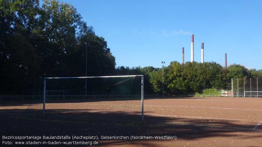 Gelsenkirchen, Bezirkssportanlage Baulandstraße (Ascheplatz)