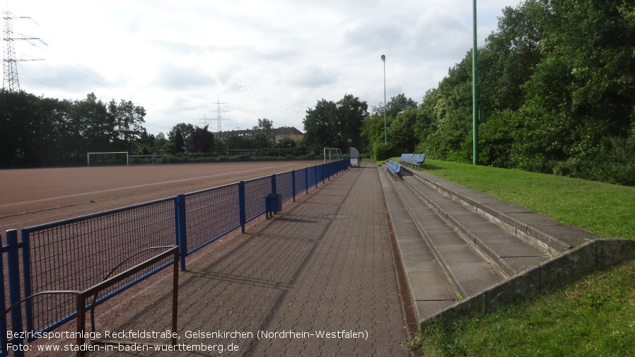 Gelsenkirchen, Bezirkssportanlage Reckfeldstraße