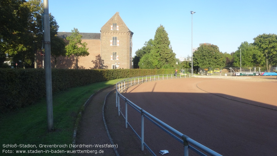 Grevenbroich, Schloß-Stadion