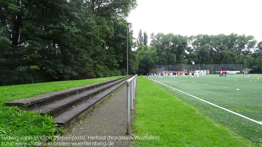 Herford, Ludwig-Jahn-Stadion (Nebenplatz)