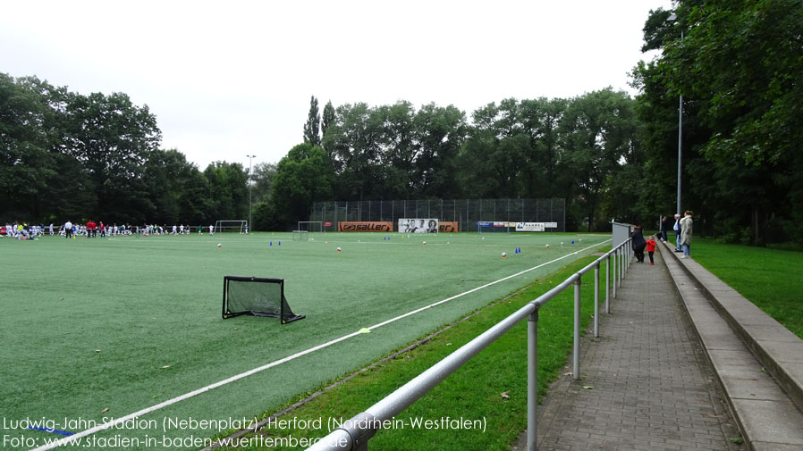 Herford, Ludwig-Jahn-Stadion (Nebenplatz)