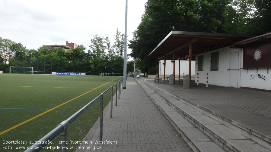 Herne, Sportplatz Hauptstraße