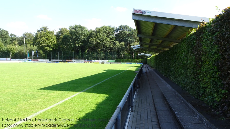 Herzebrock-Clarholz, Holzhof-Stadion