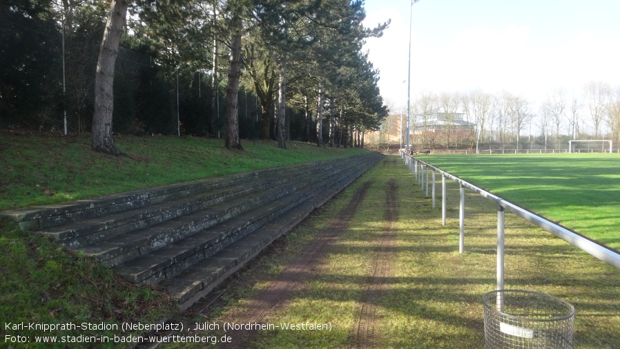 Jülich, Karl-Knipprath-Stadion (Nebenplatz)