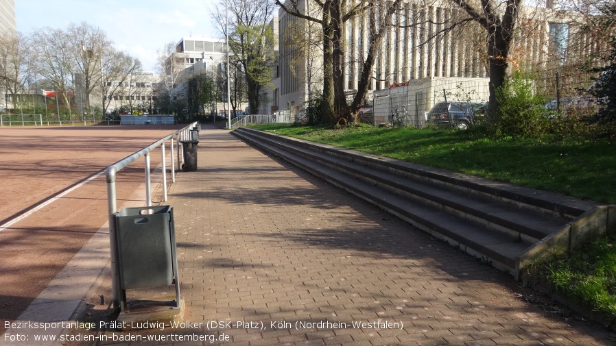 Köln, Bezirkssportanlage Prälat-Ludwig-Wolker (DSK-Platz), Nordrhein-Westfalen