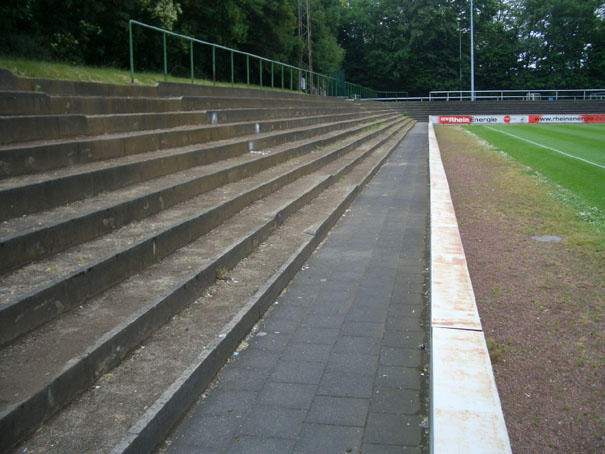 Franz-Kremers-Stadion, Köln