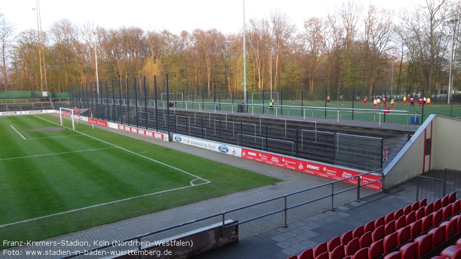 Franz-Kremers-Stadion, Köln