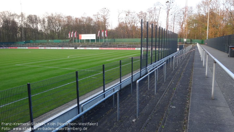 Franz-Kremers-Stadion, Köln