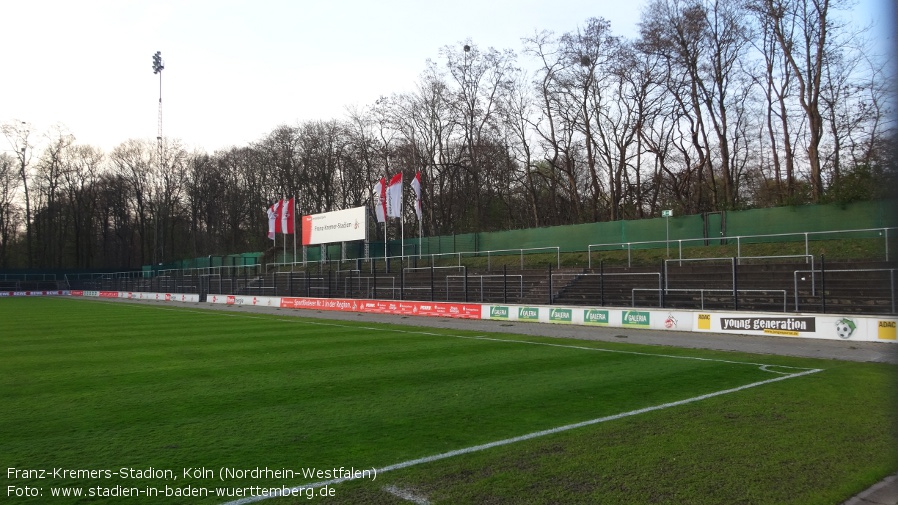 Franz-Kremers-Stadion, Köln