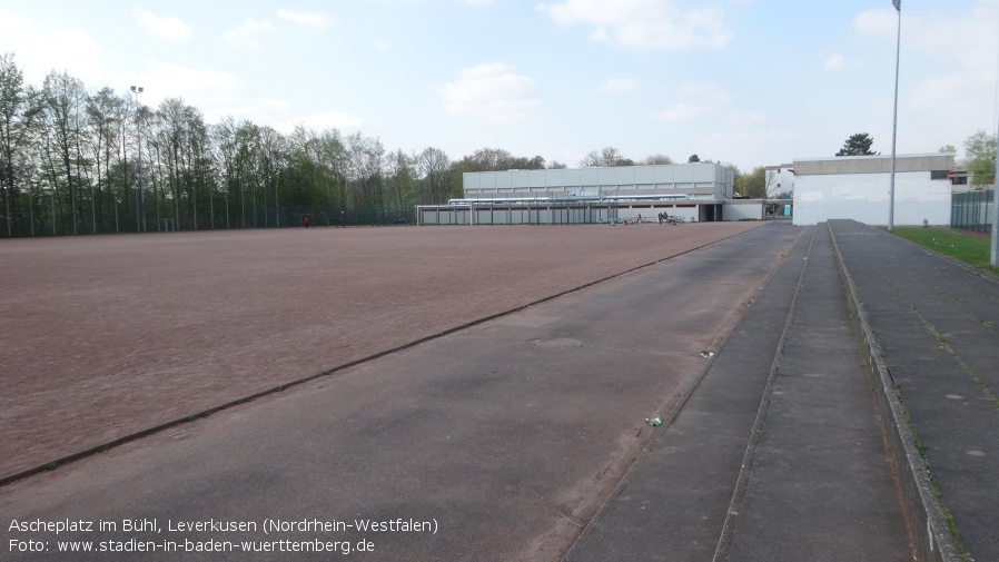 Leverkusen, Ascheplatz im Bühl