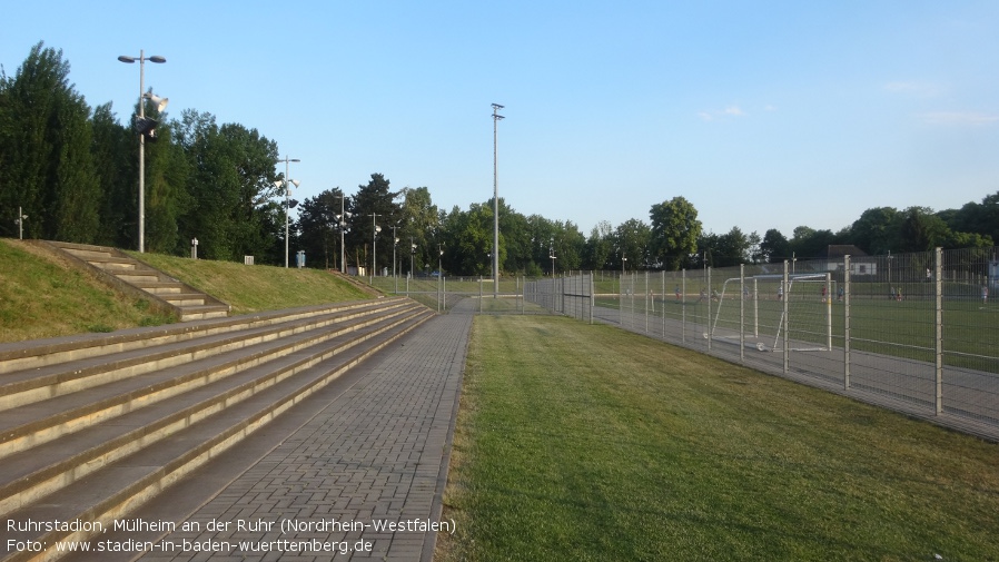 Mülheim an der Ruhr, Ruhrstadion