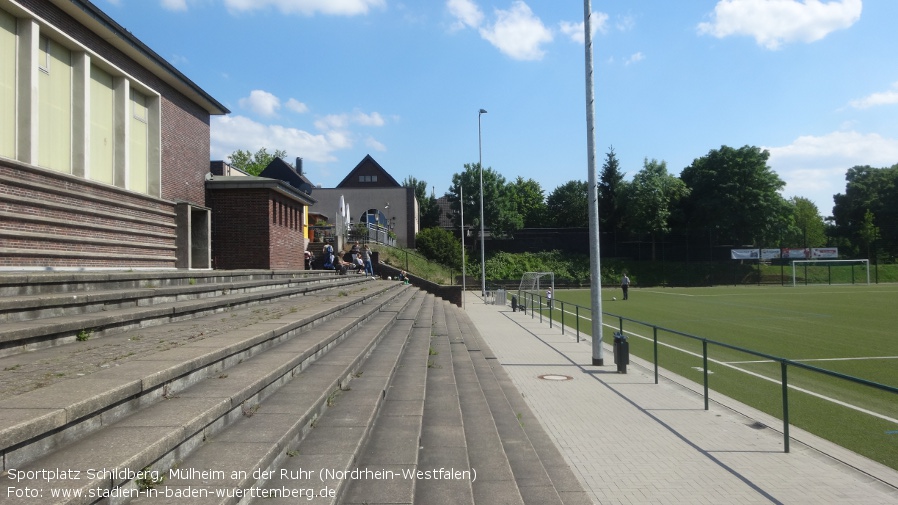 Mülheim an der Ruhr, Sportplatz Schildberg