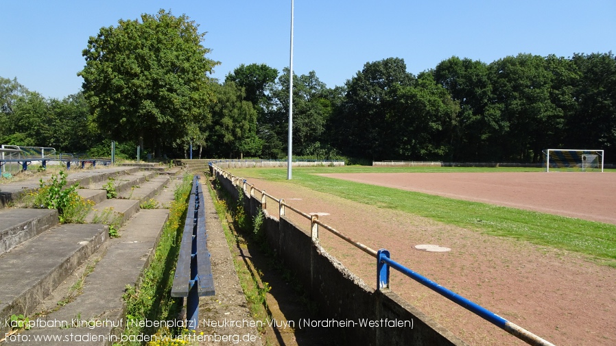 Neukirchen-Vluyn, Kampfbahn Klingerhuf (Nebenplatz)