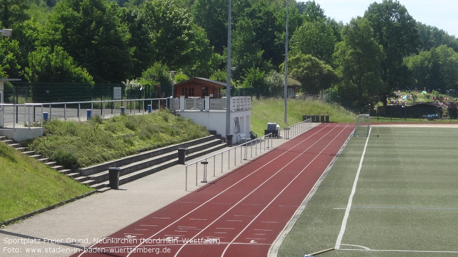 Neunkirchen, Sportplatz freier Grund