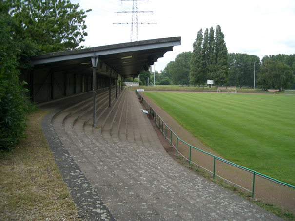 Stadion Hammer Landstraße, Neuss (Nordrhein-Westfalen)