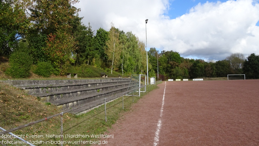 Nieheim, Sportplatz Eversen