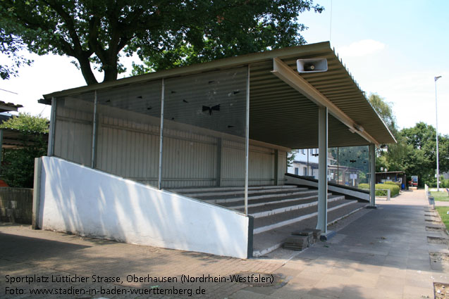 Oberhausen, Sportplatz Lütticher Straße