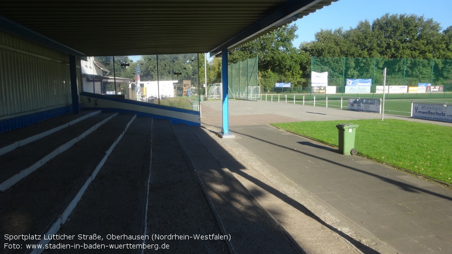 Oberhausen, Sportplatz Lütticher Straße