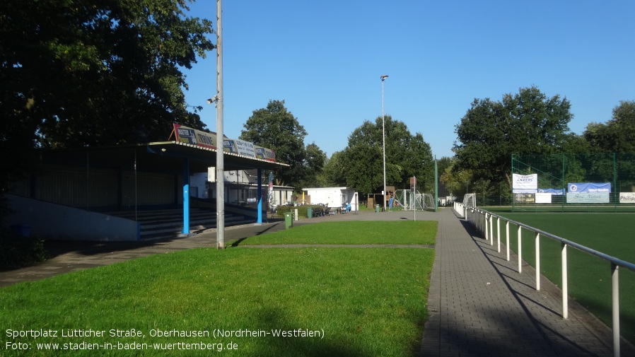 Oberhausen, Sportplatz Lütticher Straße