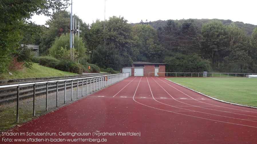 Oerlinghausen, Stadion im Schulzentrum