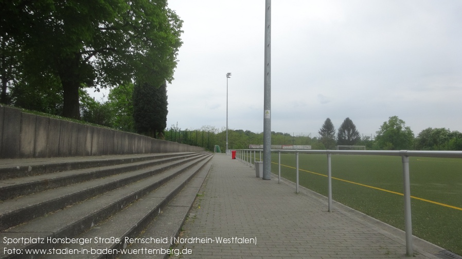 Remscheid, Sportplatz Honsberger Straße