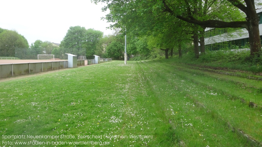 Remscheid, Sportplatz Neuenkamper Straße