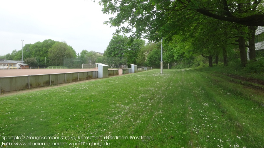 Remscheid, Sportplatz Neuenkamper Straße